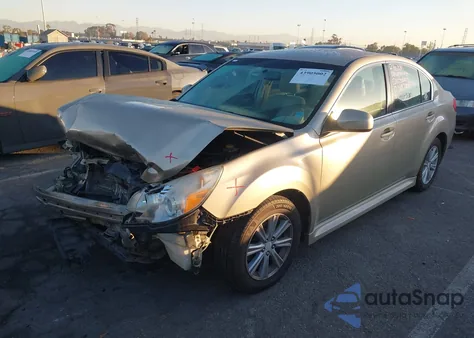 2010 Subaru Legacy 2.5I Premium z USA, uszkodzony, nr VIN 4S3BMCC63A3223213